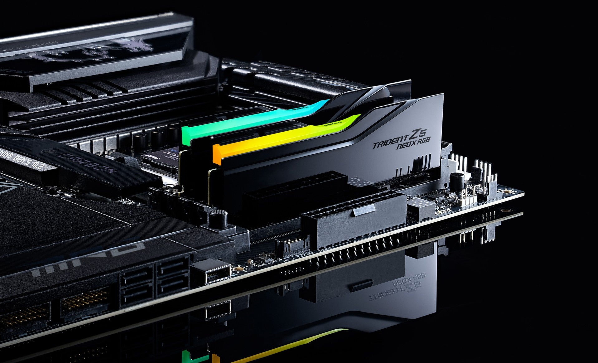 G.SKILL F5-6000A2636H16GX2-TZ5NXRK 32GB (2 x 16GB)/ DDR5 6000 MT/s/ Timings 26-36-36-32/ Voltage 1.45V/ TZ5 Neo X RGB AMD EXPO ™ Ultra Low Latency