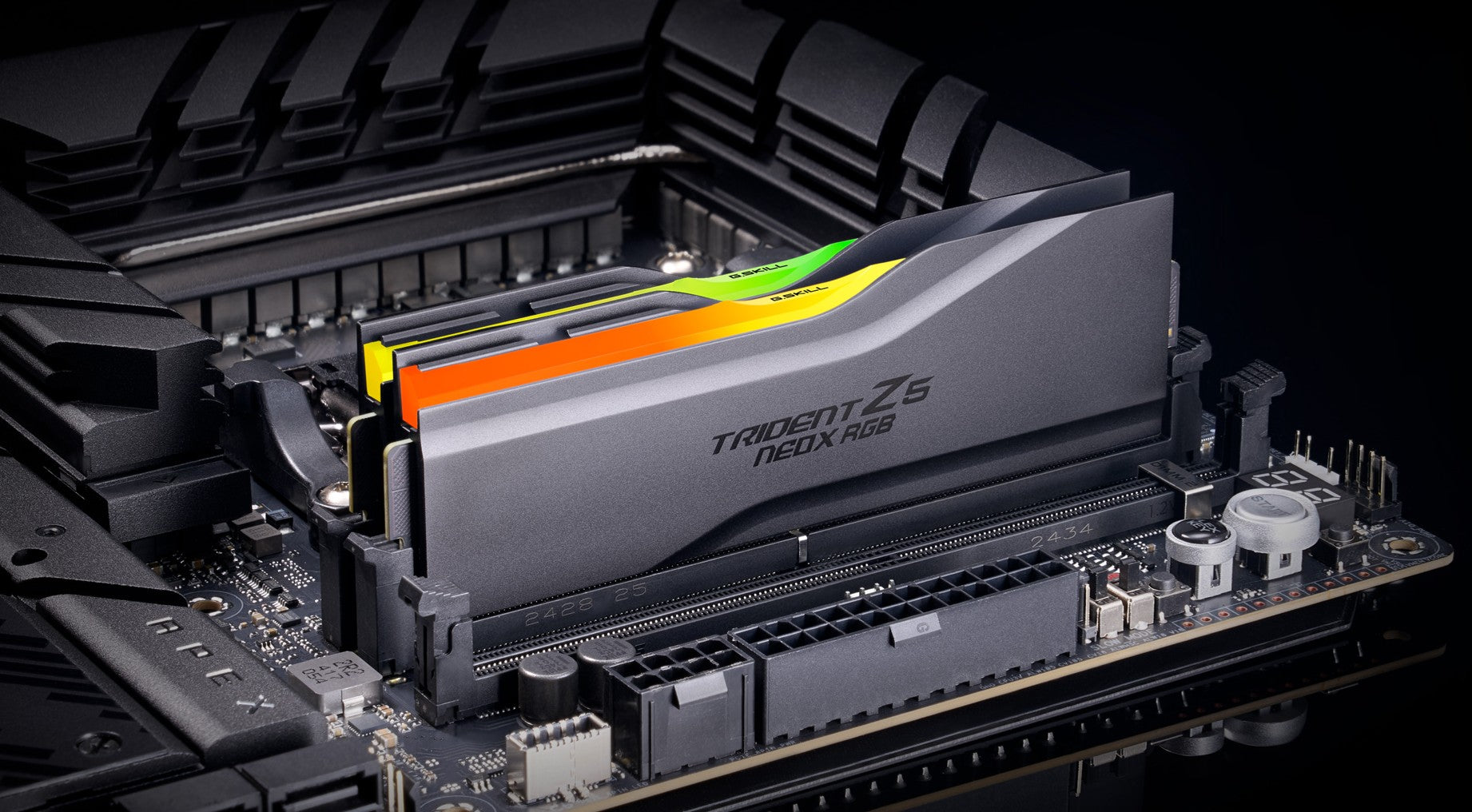 G.SKILL F5-6000A2636H16GX2-TZ5NXRN 32GB (2 x 16GB)/ DDR5 6000 MT/s/ Timings 26-36-36-32/ Voltage 1.45V/ TZ5 Neo X RGB AMD EXPO ™ Ultra Low Latency