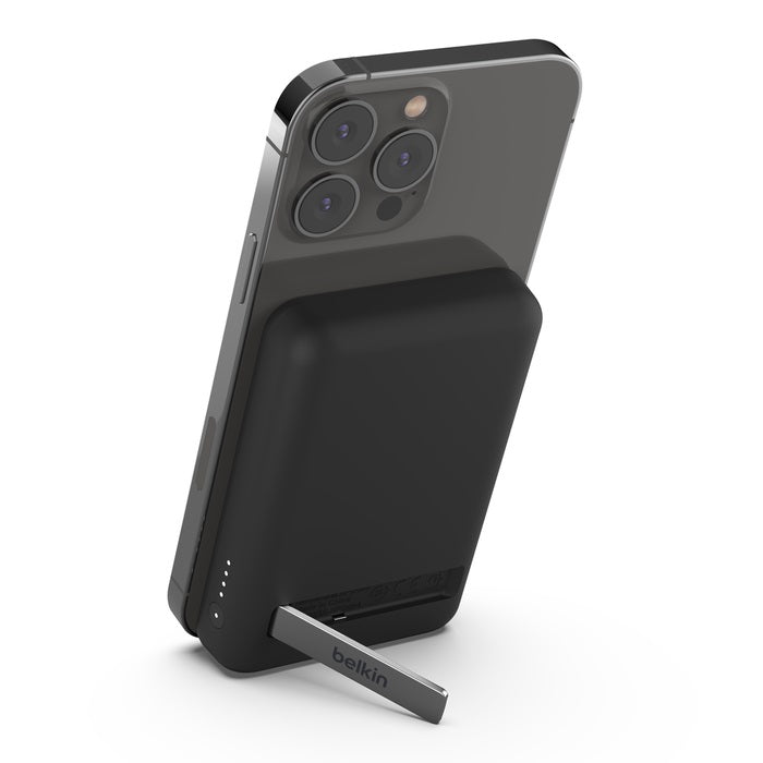 Belkin Belkin BoostCharge 5K mAh Magnetic Wireless Power Bank + USB-C Cable + Stand - Black (BPD004btBK), 7.5W, Compact  Ligh