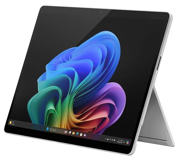Microsoft Surface Pro 11 13" Touch Copilot+ Intel Core Ultra 5 32GB 512GB SSD WIN11P USB-C Thunderbolt WIFI7 BT Camera Platinum 2YR WTY -EU required